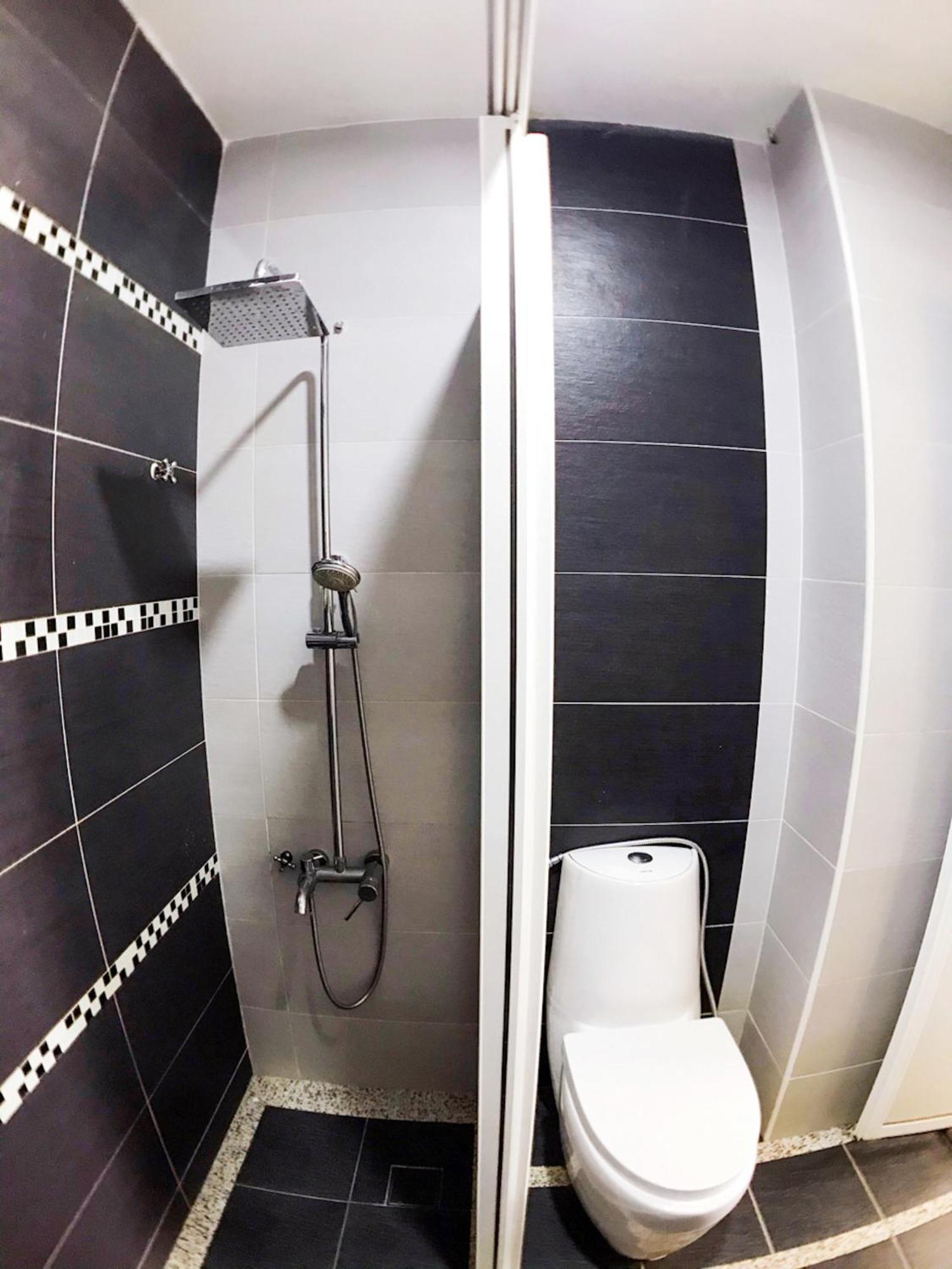 Apartment View Homestay: Balcony Near Jonker Street Malacca